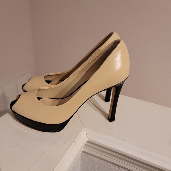 ***SOLD***Anne Klein Peep toe - Picture 4 of 5